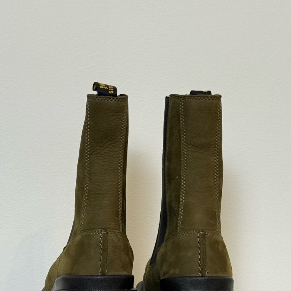 Dr. Martens
Maybole Chelsea Olive Buttersoft Boots - Picture 12 of 14
